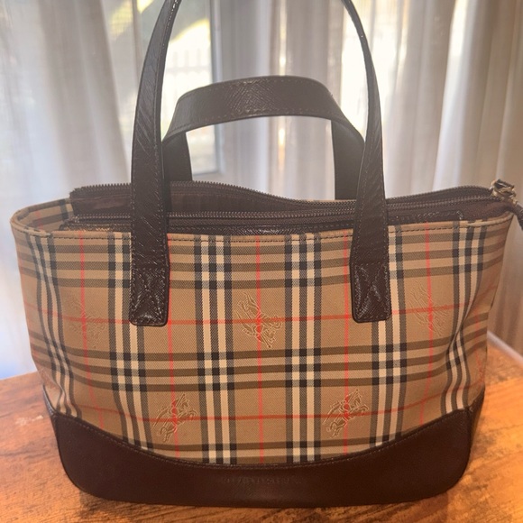 Burberry Checkered Brown and Tan vintage bag and matching wallet! - Picture 4 of 14